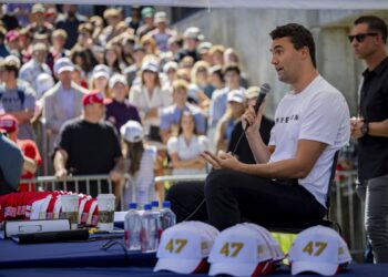 Charlie Kirk înainte sa fie împușcat